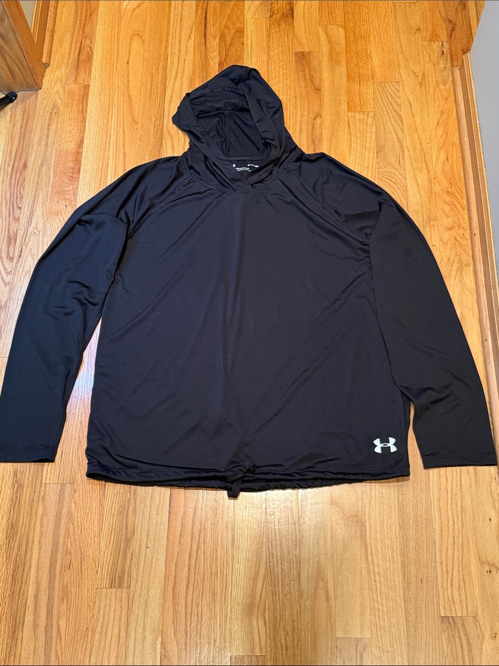 Under Armour Women XL Black Hooded Heatgear Performance Pullover Like New